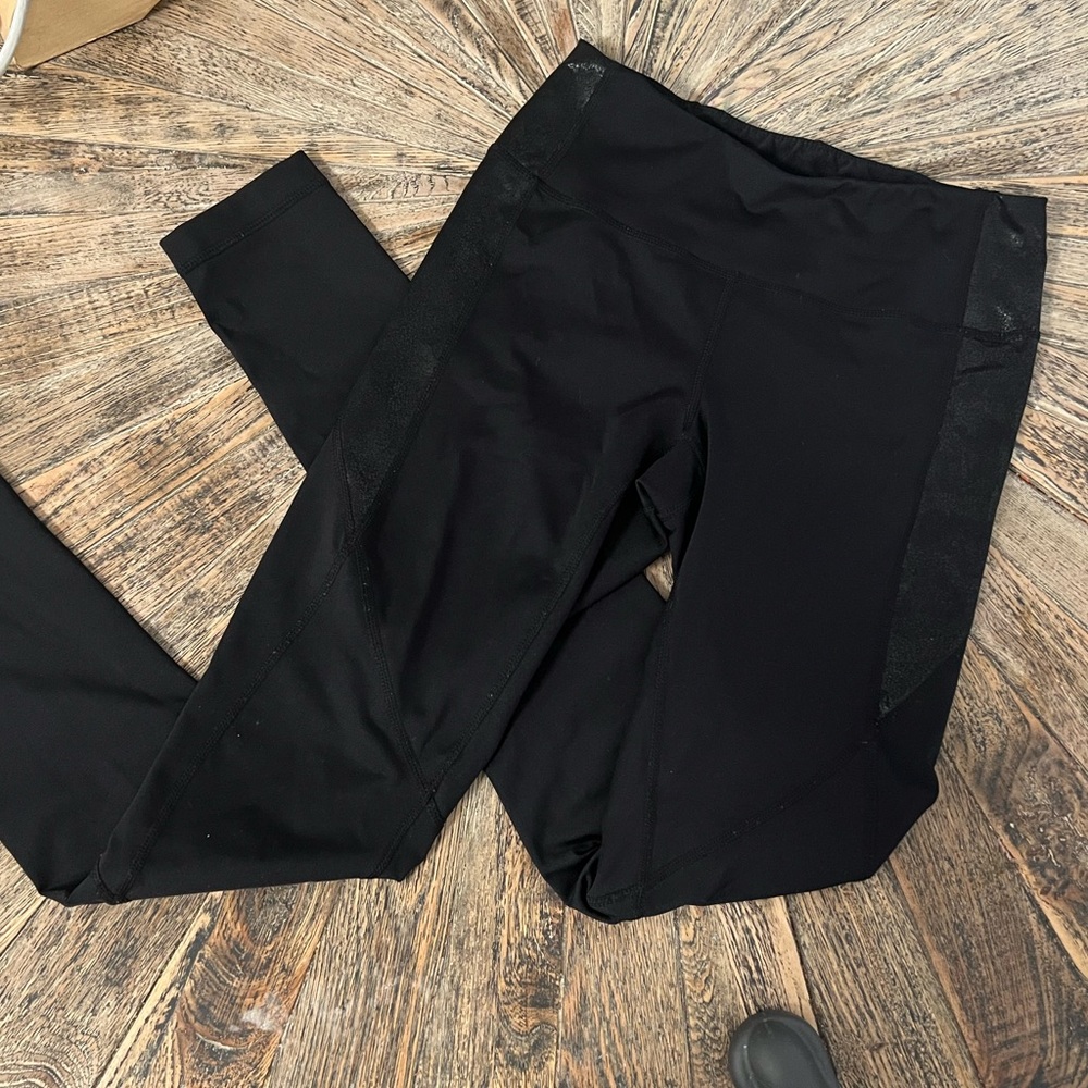 Z by Zella leggings with shimmery detail size XS